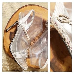 GUESS BY MARCIANO | SEXY LEATHER & SILVER HEELS